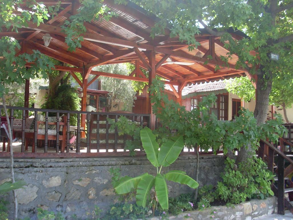 Onder Pansiyon Dalyan Luaran gambar