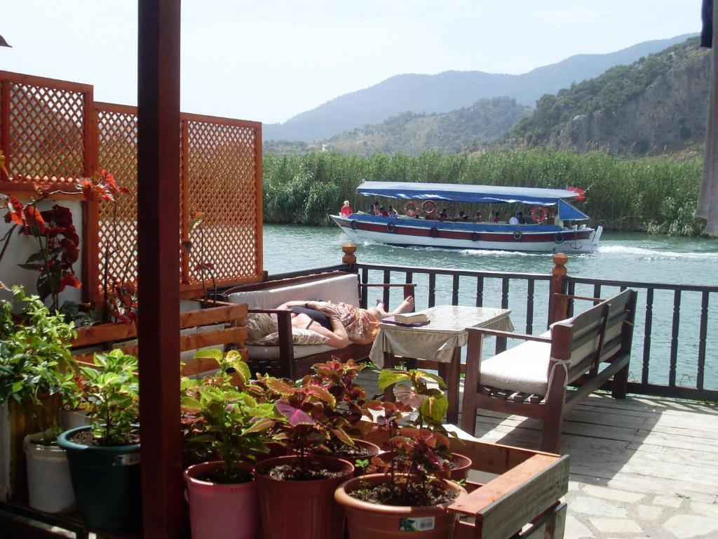 Onder Pansiyon Dalyan Luaran gambar